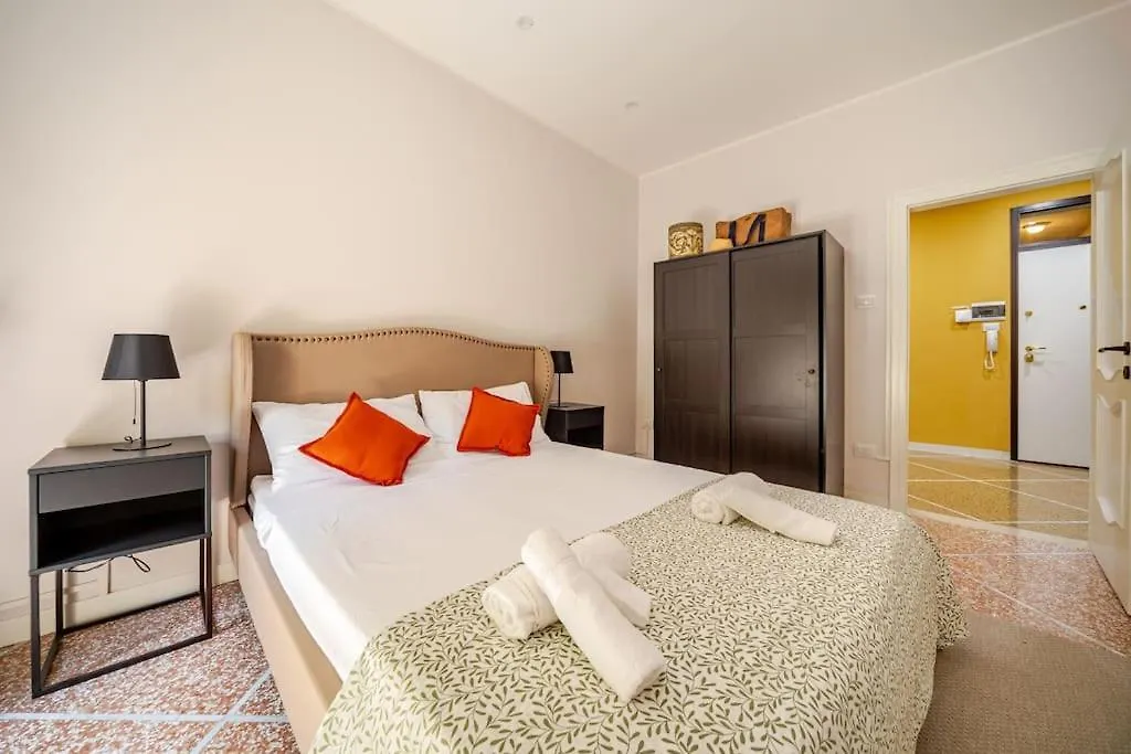 A Soli 15Min Dal Cosmoprof 2025 - Casa Con 2 Camere Da Letto E Parcheggio A Bologna 0*,